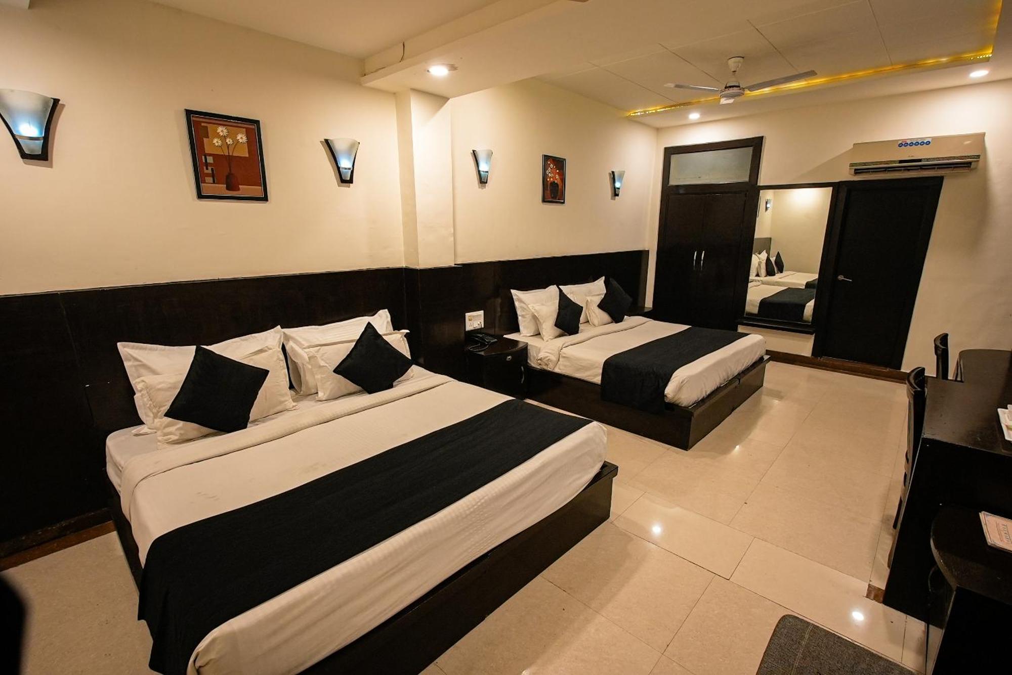 Dazzling East Gate Hotell Agra  Eksteriør bilde